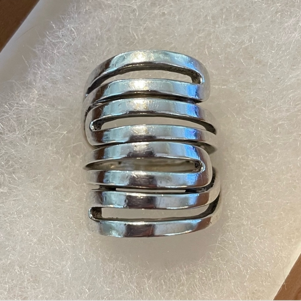 Silpada 9.25 sterling silver ring size 8